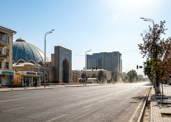 Central Asia Battles Extreme Heat as Temperatures Top 40C, Triggering Emergency Measures